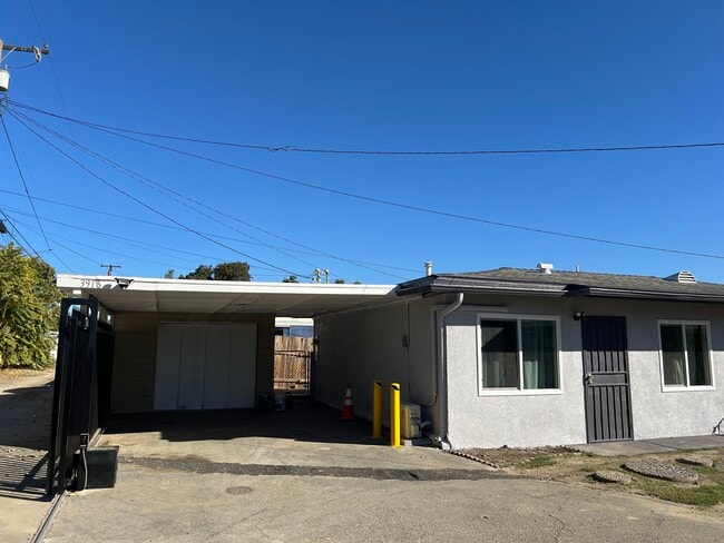 Building Photo - 3918 Christina Rd Unit C