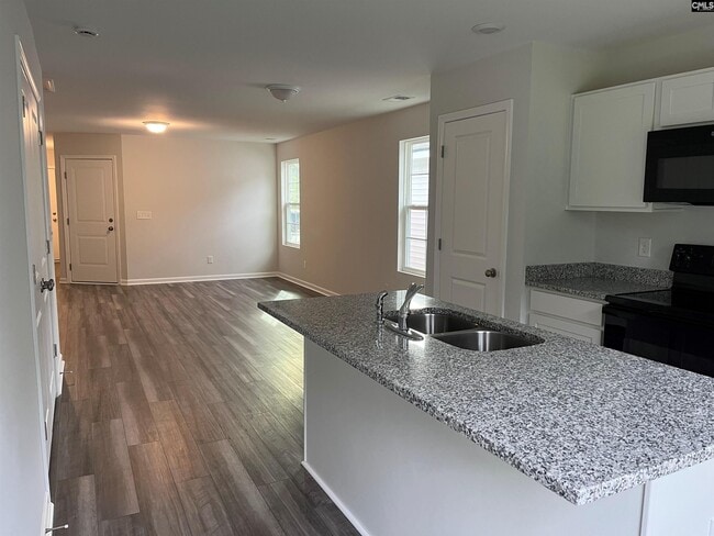 Photo - 844 Summerwood Ln