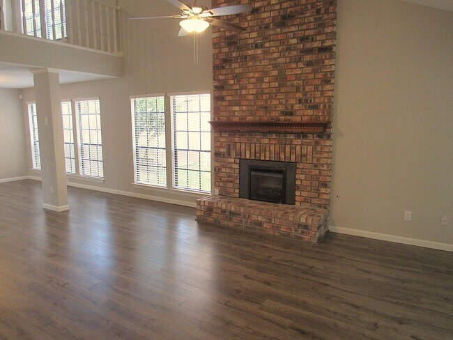 Photo - 3311 Golden Willow Dr