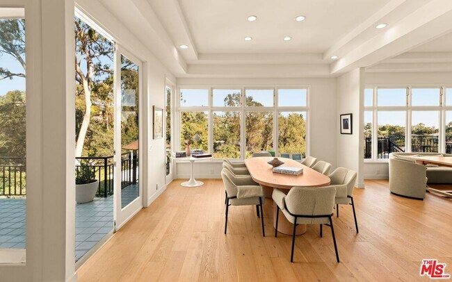 Photo - 282 Bentley Cir House