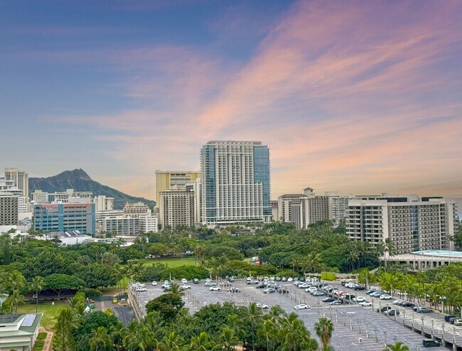 1910 Ala Moana Blvd. Unidad 18AF