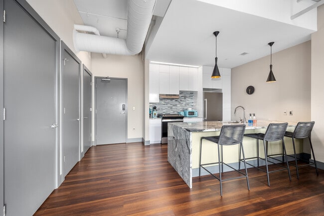 Photo - Leonard Luxury Apartments