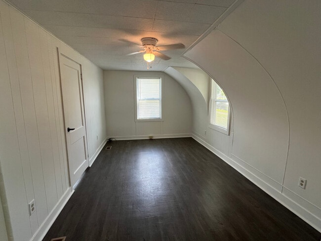 Photo - 1508 N State St