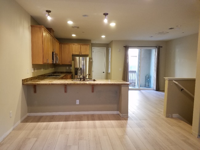 Photo - 1324 Neleigh Pl