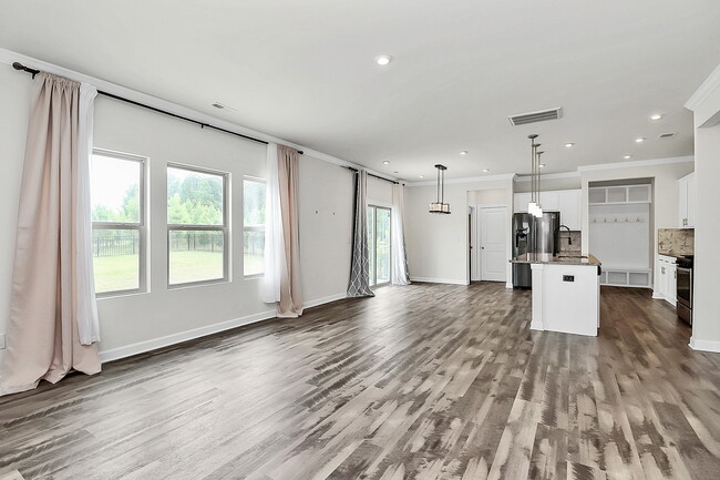 Photo - 8315 Flint Hill Dr