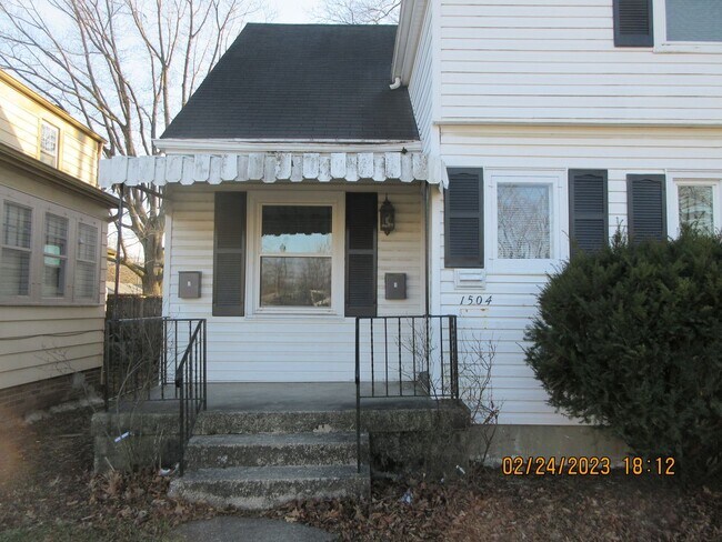 Photo - 1504 E Rudisill Blvd Unidad Apt 1