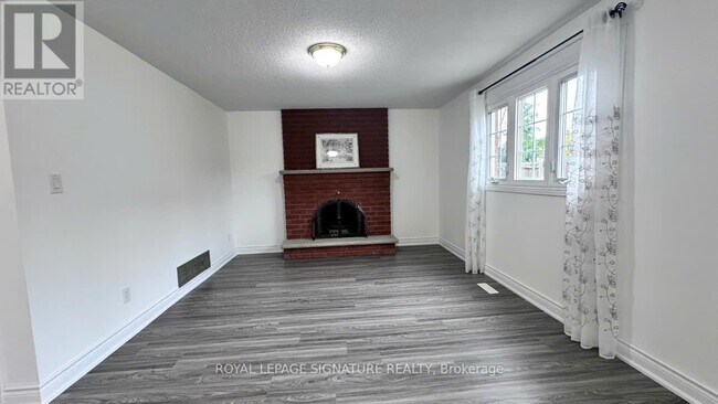 Photo - 3137 Sunnyhill Dr
