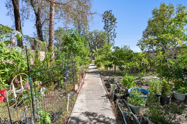Sunnyside Senior Apartments