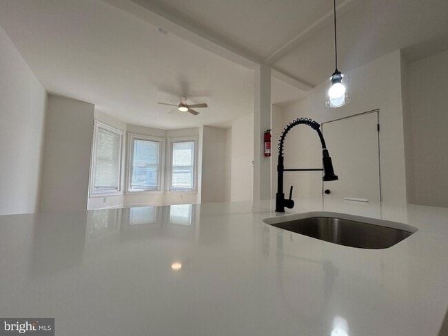 Photo - 114 S 58th St