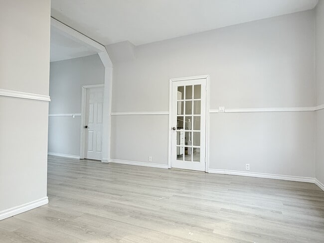 Photo - 194 Murray St