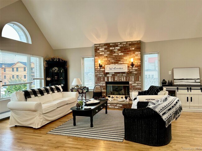 Photo - 259 Lincoln Blvd Unit UPPER DUPLEX