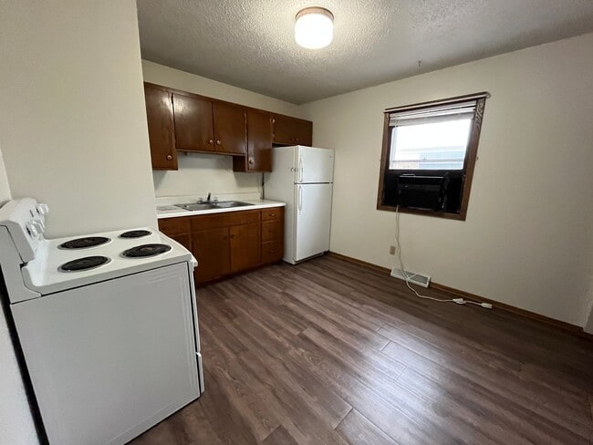 Photo - 528/530 6th Ave NE Unit 530