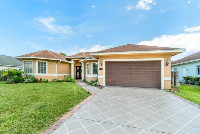 Photo - 3461 SW Funtuna St