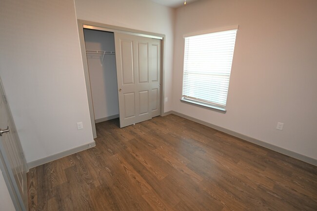 Mira Vista Ranch Apartments