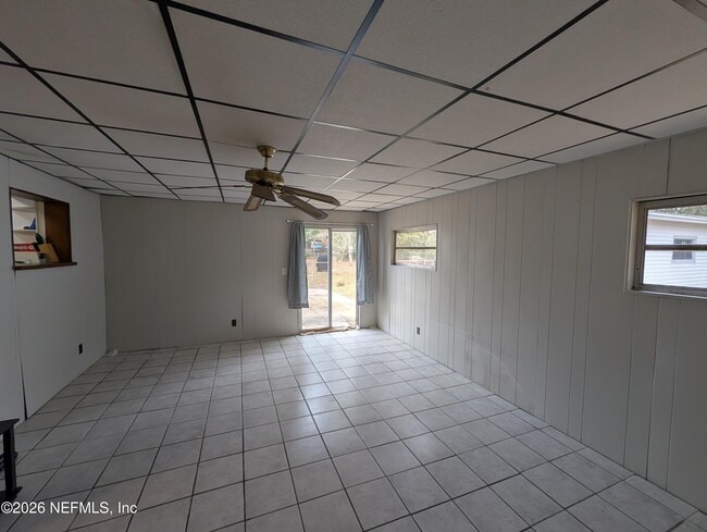 Photo - 1657 Louvre Dr