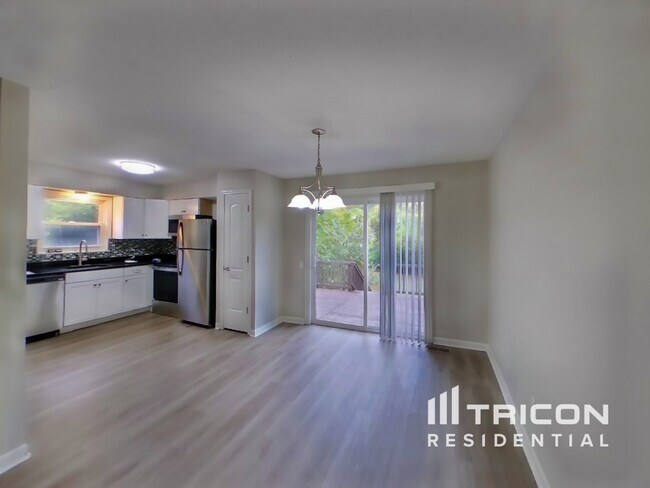 Photo - 2415 Sarthe Ct Casa