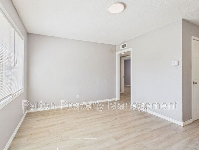 Photo - 3010 Westhaven Dr