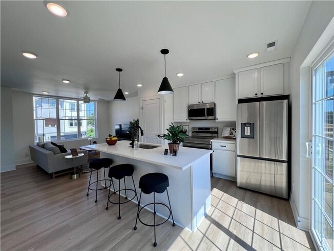 Walnut Crest Townhomes
