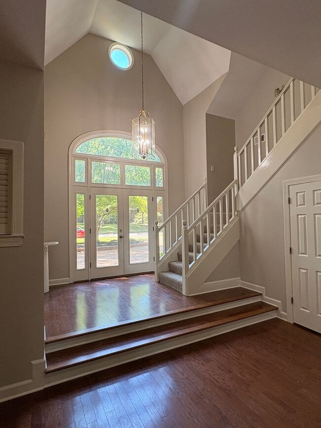Photo - Newly Painted Germantown Home Minutes Away From Thornwood Market Row. Pets Are Welcome With Owner...
