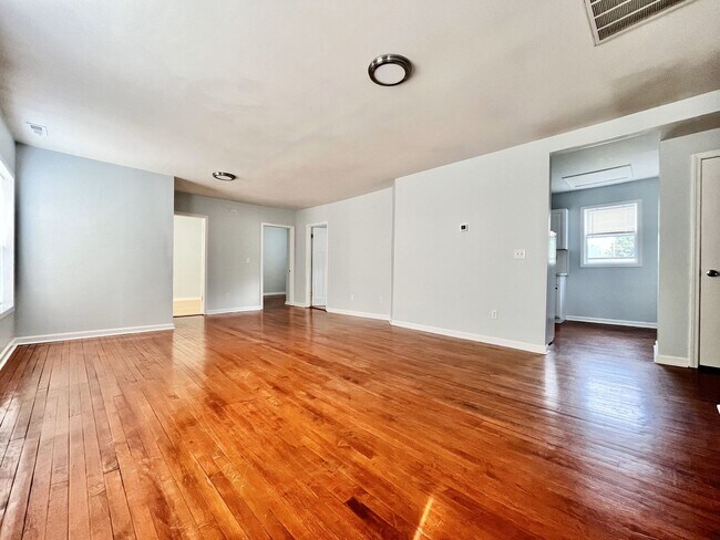 Photo - 538 Fremont Ave NW Apartment Unit 2nd 869