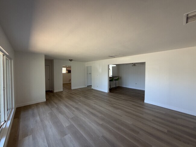 Photo - 6133 Dorothy Dr