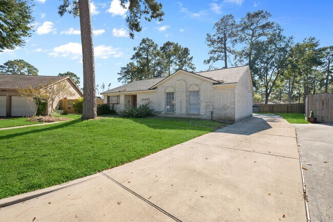 Building Photo - 25407 Lancewood Dr