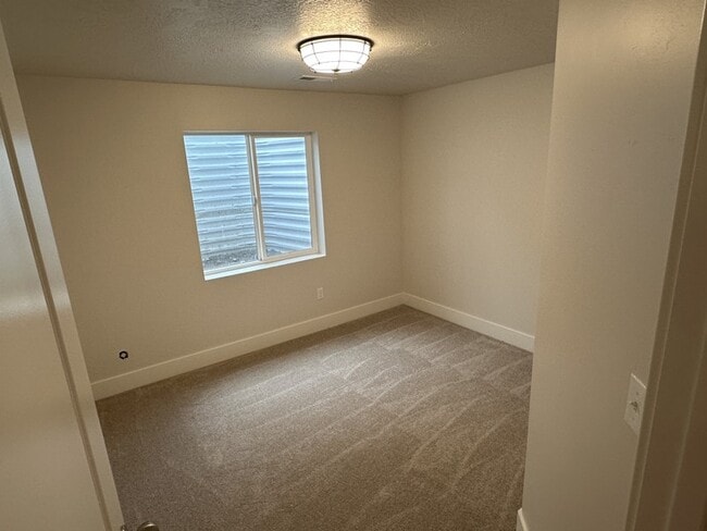Photo - 13586 S Watts Ln