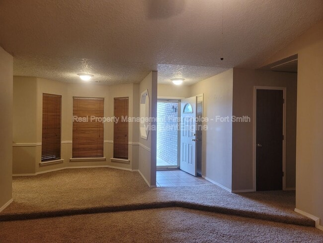 Photo - 2316 Woodwind Way