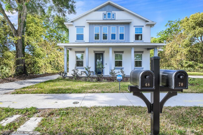 Photo - 68 W Esther St