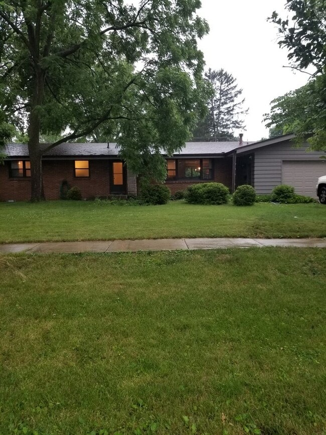 Beautiful Home Located in Historic Urbana - Beautiful Home Located in Historic Urbana