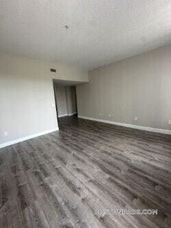 Photo - 2 Weaver Street Unidad 505