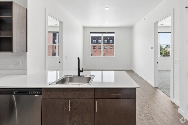2E - 2BR, 2BA - 950SF - Kitchen