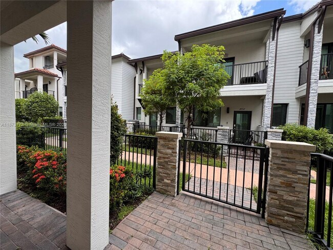 Photo - 4760 NW 83rd Pky