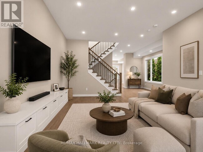 Photo - 92 Craiglee Dr