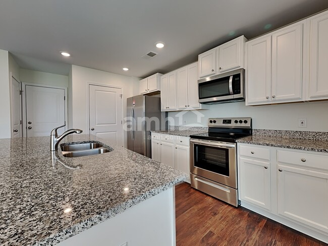 Photo - 7 Gardenia Dr