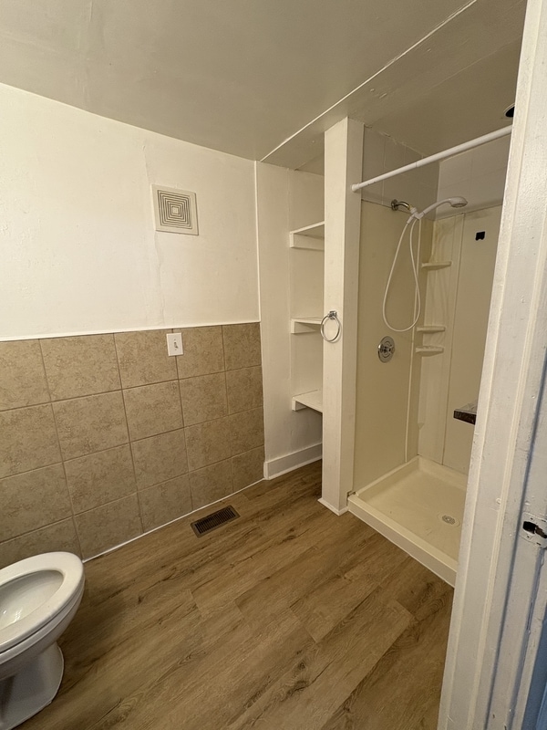 Photo - 31 N Elm St