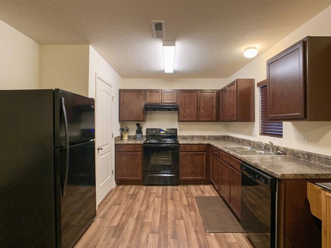 Building Photo - 391 Ariel Dr Rental