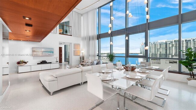 Photo - 2 br, 2.5 bath Condo - 2001 Collins Ave # ... Unit # 1505
