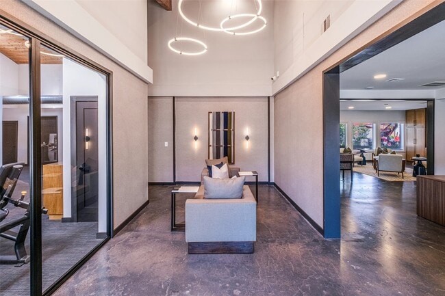 Photo - 4600 W Pioneer Dr Unit 043