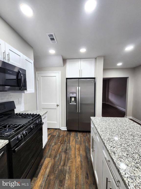 Photo - 349 Grovethorn Rd