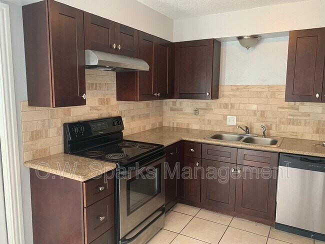 Photo - 1920 W Sanford St Unidad #A