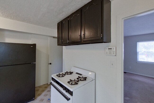 Photo - 2818-2820 Vanderberg Ave Unidad 2820