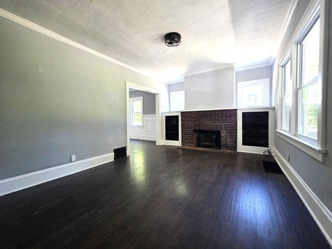 408 Bacon Ave