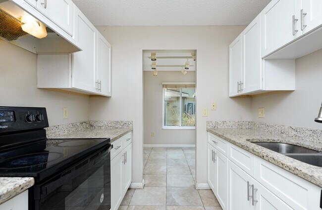 Photo - 1023 Spring Meadow Dr