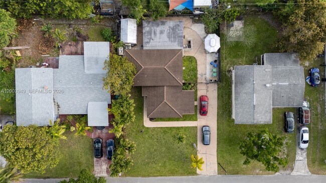 Photo - 1300 NE 204th St