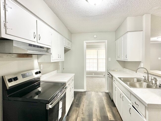 Photo - 2784 Bragg Ln