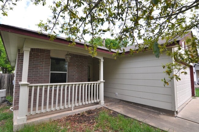 Building Photo - Amazing Austin Home!