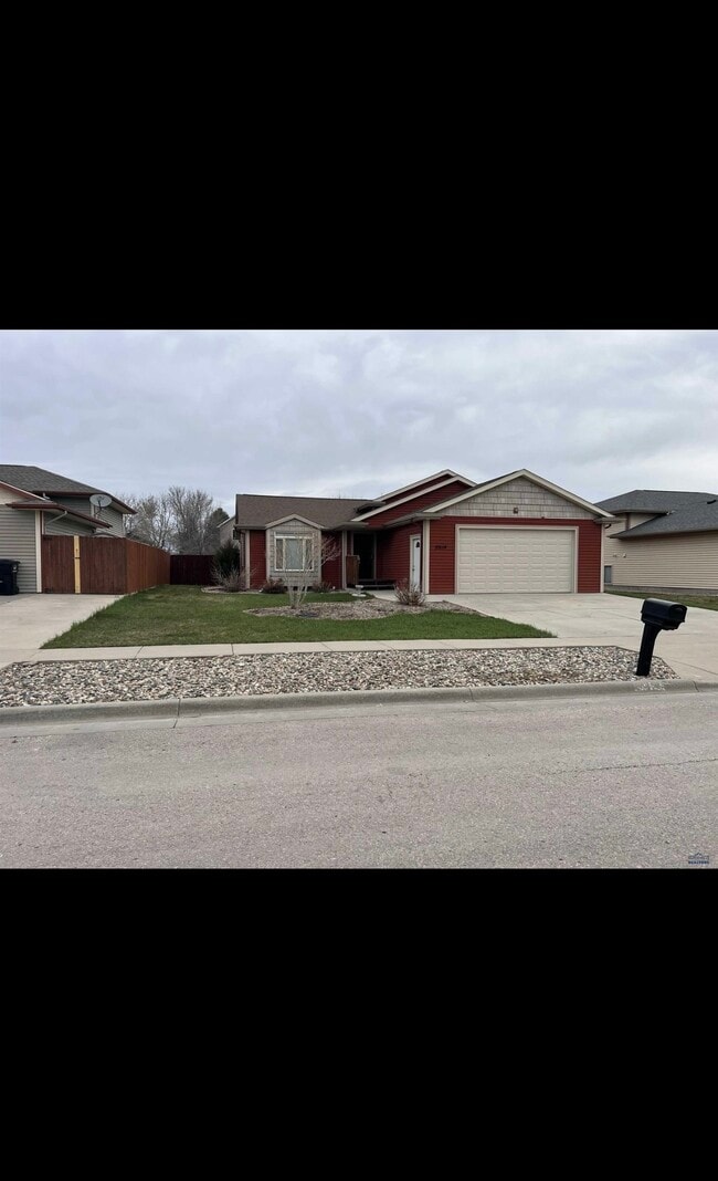 Photo - 2914 Hoefer Ave