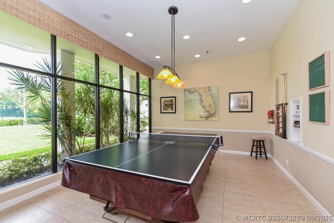 Building Photo - 176 Helios Dr Unit 308