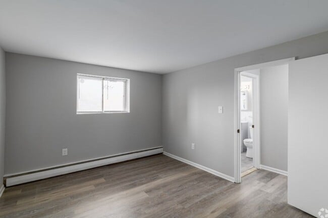 Photo - Yale Court Apartments